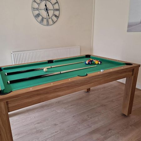 Lewis Gethin House, Newly Renovated Cottage Sleeps 9, Close To Bike Park Wales マーサー・ティドビル エクステリア 写真