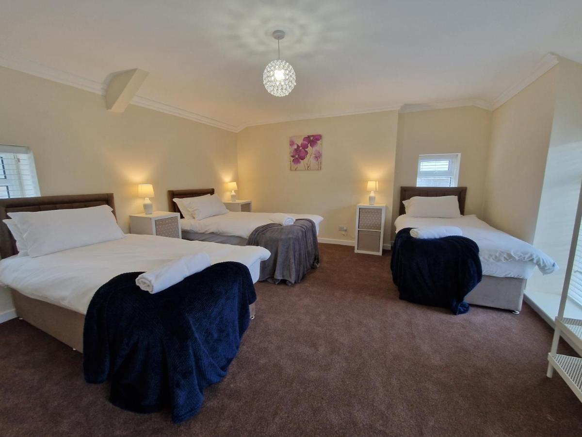 Lewis Gethin House, Newly Renovated Cottage Sleeps 9, Close To Bike Park Wales マーサー・ティドビル エクステリア 写真